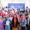 Entrega Gobernadora apoyos a comerciantes y escrituras a familias irapuatenses