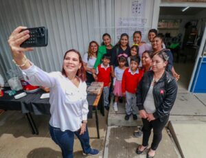 Fomentan valores cívicos