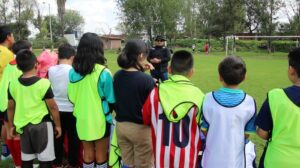 Fomentan deporte y valores en la niñez con programa de Redes de Paz