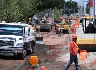 Avanza segunda etapa de modernización del bulevar a Villas de Irapuato
