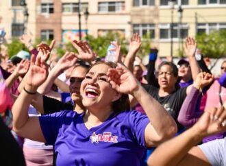 Realizan Mega Clase “Ritmo Violeta” en Irapuato; más de 700 personas se suman a actividad por el 8M