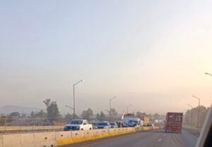 Accidente en la carretera Irapuato–Abasolo deja un lesionado; viajaban 18 pasajeros